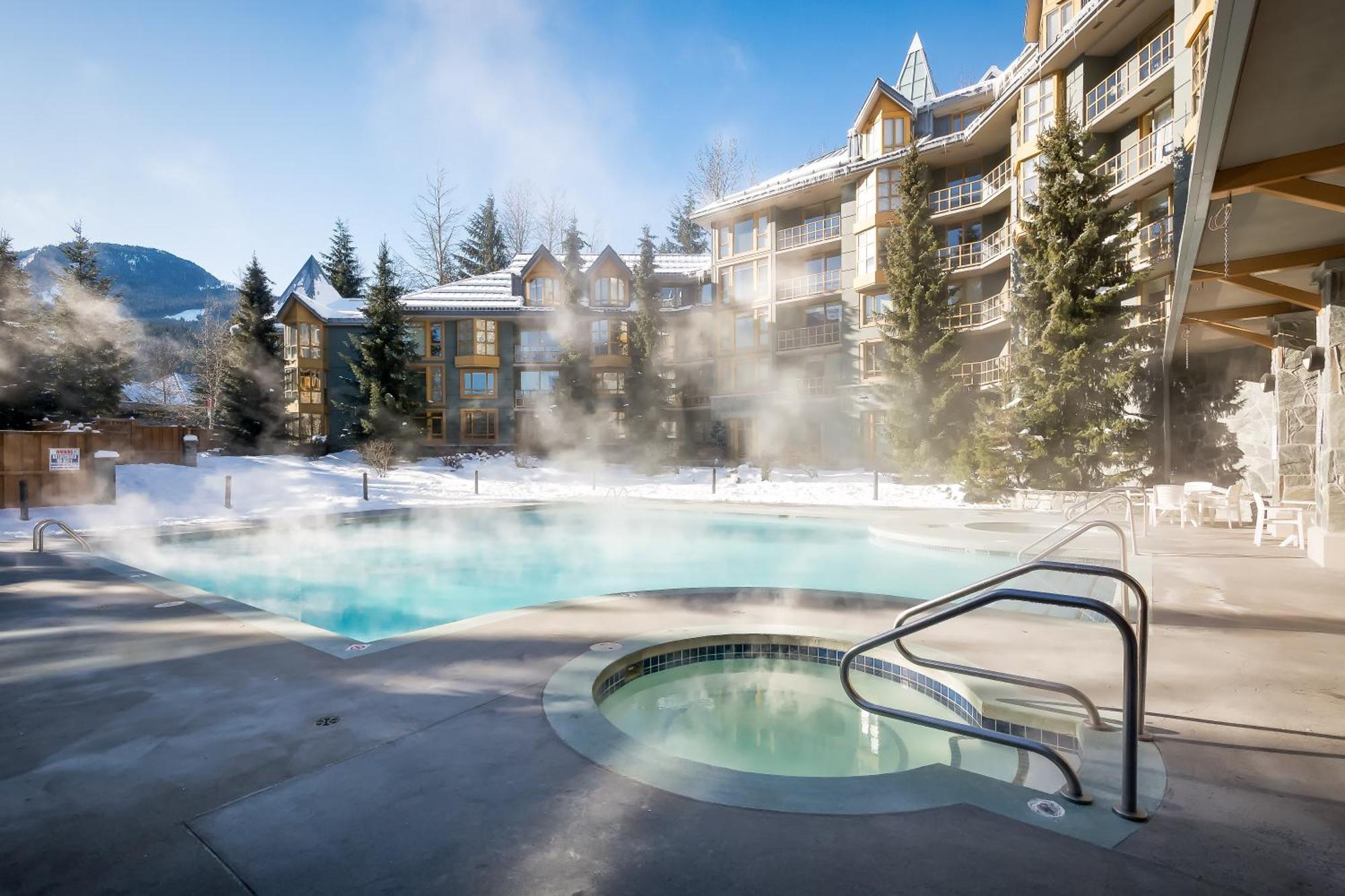 Cascade Lodge Whistler Kamer foto