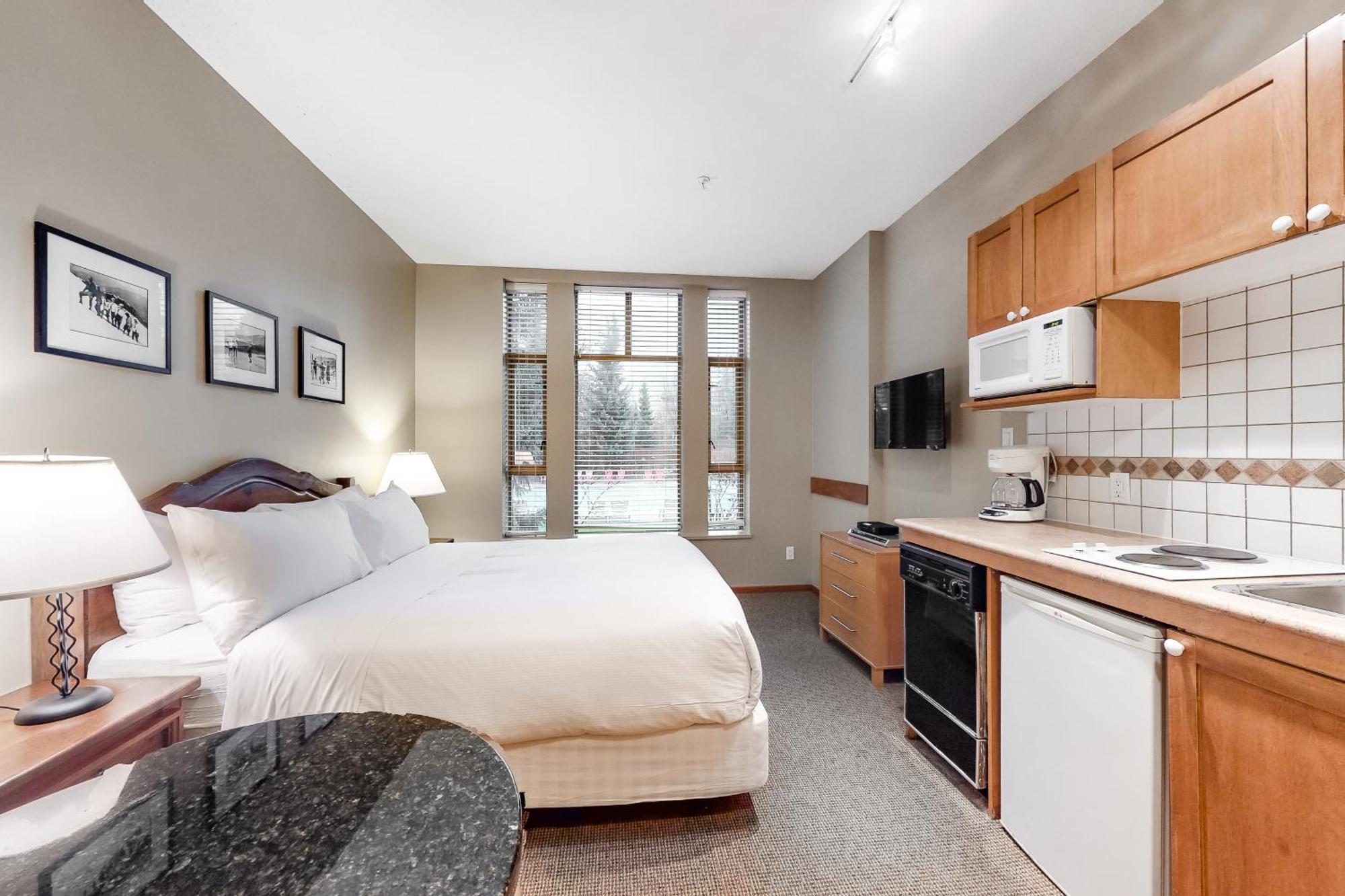 Cascade Lodge Whistler Kamer foto